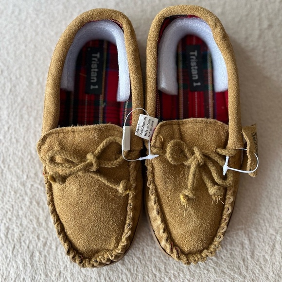 NWT Genuine Suede Moccasin Slippers 6 - Picture 7 of 14